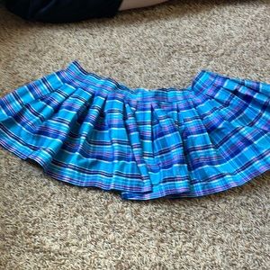 very short school girl skirt